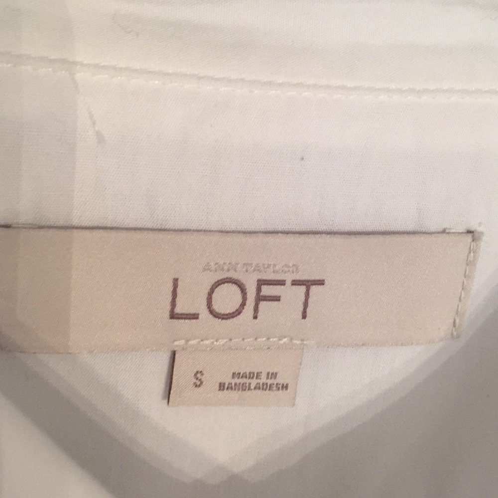 LOFT white button top - Picture 2 of 3